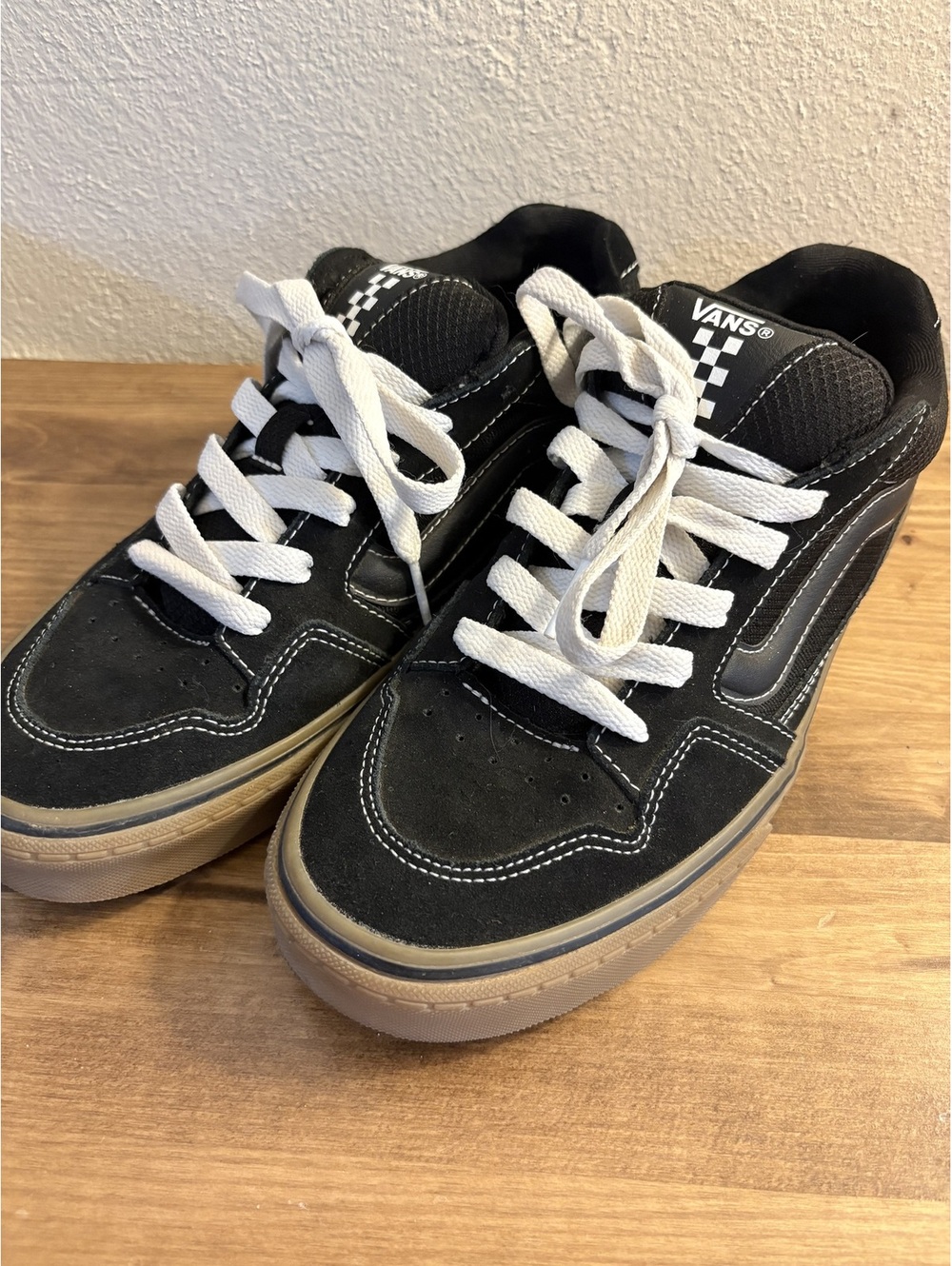 Vans Men's Black Suede and Canvas Sneakers Size 8